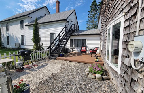 Searsport Wohnung | 1 bed apartment w/kitchen & outdoor space perfect for exploring Mid Coast Main