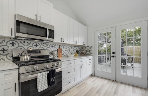 McKinney Haus | BOHO Chic-South Austin 3BR-ACL-SOCO-COTA, and AUS Airport nearby-PETSOk