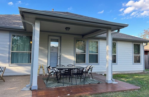 Round Rock Haus | BOHO Style 5BR Social House LUXE Round Rock