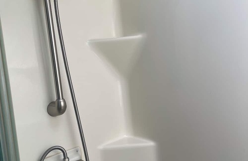 Cottondale Haus | Toy Hauler- 43' Camp Style in private lake area.