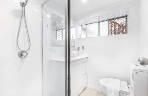 Macgregor Wohnung | 1 Bedroom Unit near highway/ transports & shops
