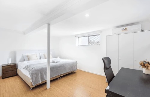 Macgregor Wohnung | 1 Bedroom Unit near highway/ transports & shops