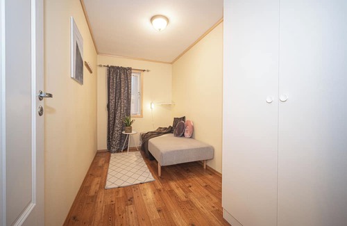 Haugesund Wohnung | 2-bedroom apartment in center of Haugesund with WiFi and parking