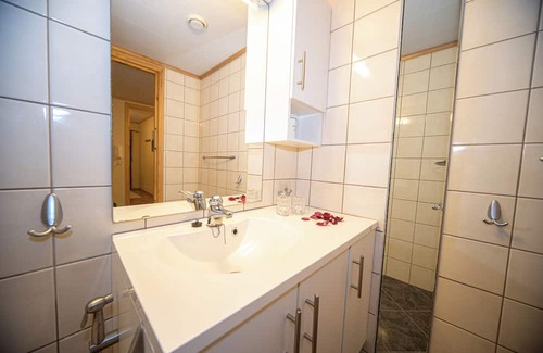Haugesund Wohnung | 2-bedroom apartment in center of Haugesund with WiFi and parking