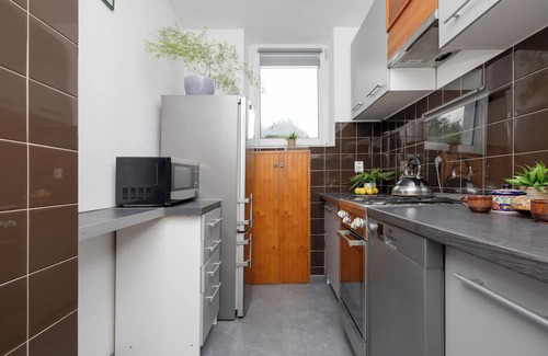 Saska Kepa Wohnung | Apartment With Balcony by Renters
