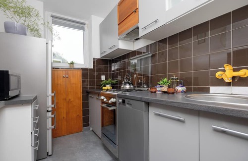 Saska Kepa Wohnung | Apartment With Balcony by Renters