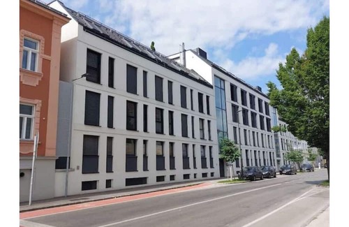 Wiener Neustadt Wohnung | Euphoria: Zentral Parkplatz Küche Netflix