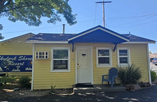 Lakeport Kabine | Cabin with 1 Bedroom and Kitchen