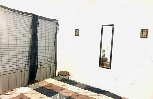 Texas City Haus | The Lakeside Layover w/Pool/Parking/WiFi Pkg
