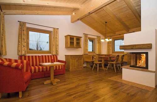 Brixen im Thale Kabine | Holiday house with a view of the mountains