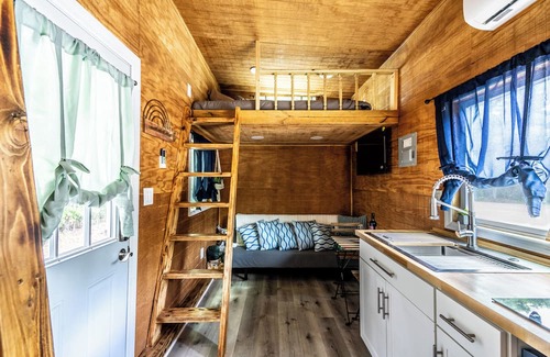 Wesconnett Kabine | Love nest in the woods: cozy tiny house getaway