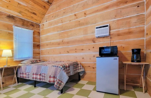 Young Haus | The Gray Cabin add-on for Silver Streak Sally