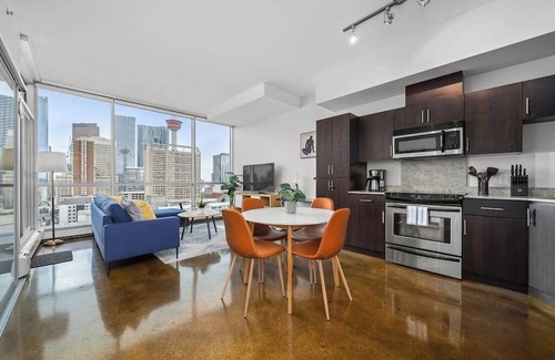 Mission District Wohnung | Perfect View| UG Stall| 2 Bed| Mins to Saddledome