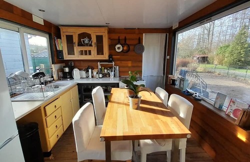 Cavron-Saint-Martin Haus | "Le Petit Cavron" Charming and authentic mobile home! Pets welcome.