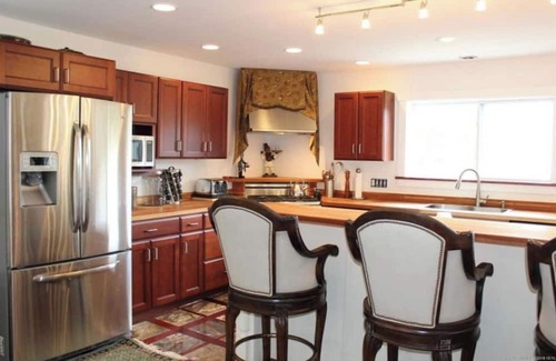 Belfast Haus | Kirby's Way Lakehouse