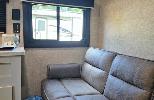 Henderson Haus | Cozy RV in Charming Henderson, Texas for Syrup Festival