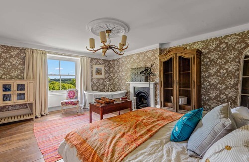 Moretonhampstead Sonstige | Linscott Farmhouse sleeps 10 guests in 5 bedrooms