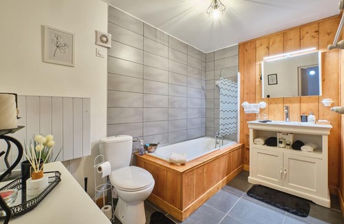 Saint-Martin-en-Vercors Wohnung | Apartment 'Gte Edelweiss' with Mountain View, Private Terrace and Wi-Fi