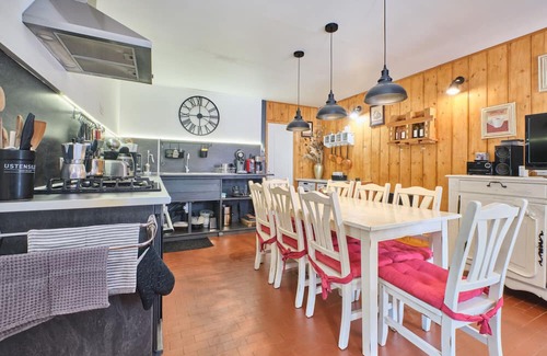 Saint-Martin-en-Vercors Wohnung | Apartment 'Gte Edelweiss' with Mountain View, Private Terrace and Wi-Fi