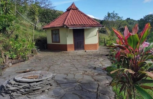 Monteverde Hütte | Charming 1-bedroom cottage in amazing Monte Verde with WiFi