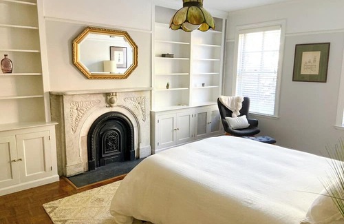 Boerum Hill Haus | Stunning 5-bedroom Boerum Hill House, with Rose Garden Terrace and X-Large Deck