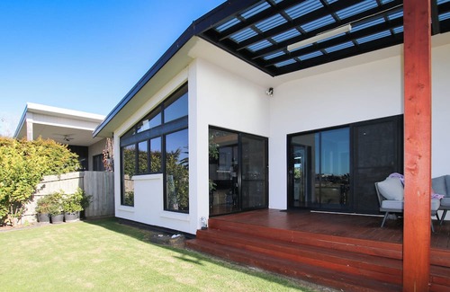Warrnambool Haus | Welcome to 'The Wetlands' Warrnambool
