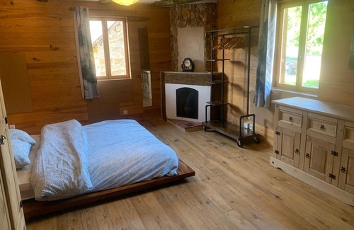Orgnac-sur-Vezere Haus | Charmante Maison de Bourg, à L'orée de la Fôret - Animaux Acceptés !
