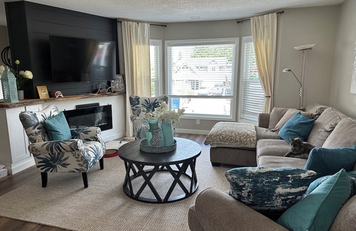 Port Alberni Haus | Executive Home in the Heart of the City