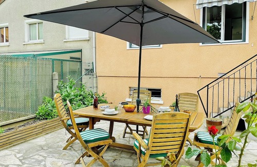 Le Blanc-Mesnil Haus | 2-bedroom house in enchanting Le Blanc-Mesnil with AC, WiFi, fitness room