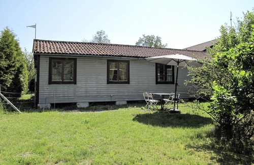 Asarum Haus | Hoka Stugan by Interhome