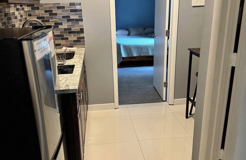 Fort Lauderdale Wohnung | Charming studio suite in phenomenal Fort Lauderdale with private entrance