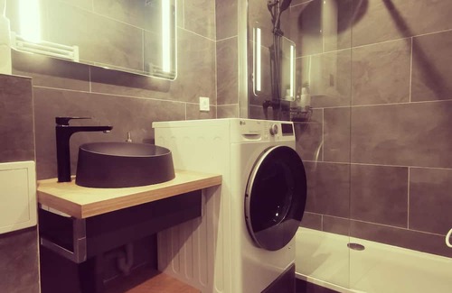 La Demi - Lune Wohnung | Beautiful T2 in a modern residence with private parking