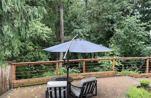 Boulevard Bluffs Haus | Private 3-bedroom house in scenic Mukilteo with WiFi, AC