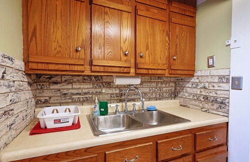 Cumberland Haus | NEW LISTING! Your Private Oasis with Stunning Mountain Vistas by RedAwning