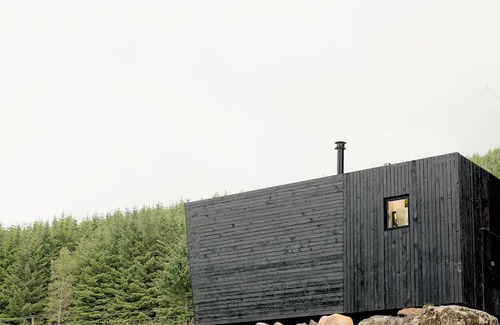 Lochearnhead Kabine | Modern cabin in the woods near Balquhidder