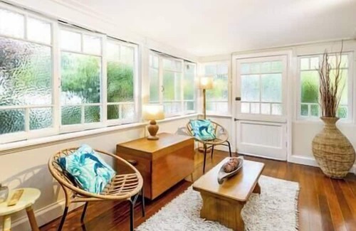 Mount Sheridan Haus | Cottage 2BR close to Cairns city