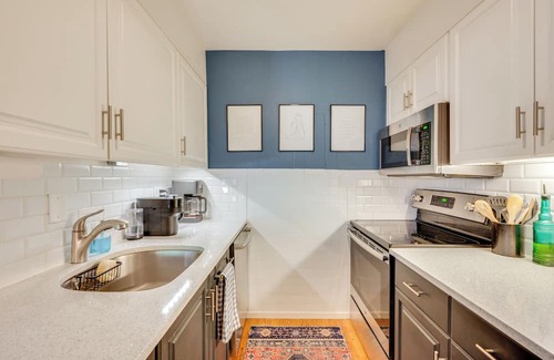 Whittier Eigentumswohnung | Boulder Condo w/Large Balcony < 1 Mi to CU!
