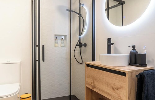 Figueras (Castropol) Wohnung | Wanderlust Estudio, in the heart of Ribadeo