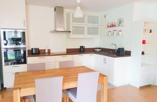 Guyancourt Wohnung | Flat on the edge of the forest 30 min from Paris