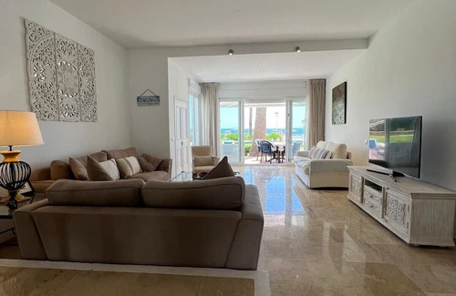 Casares del Mar Haus | Beach Penthouse Casares Costa, Estepona