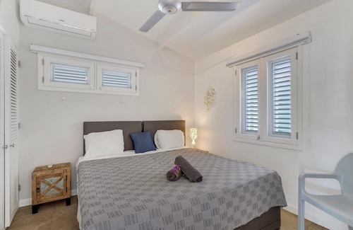 Playa Haus | Kas Koral - Authentic, luxury oceanfront villa in Kralendijk
