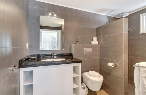 Playa Haus | Kas Koral - Authentic, luxury oceanfront villa in Kralendijk