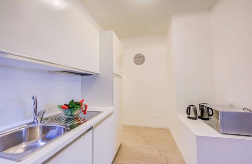 Gaino Wohnung | Casa Bougainville with pool and lake view