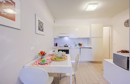 Gaino Wohnung | Casa Bougainville with pool and lake view