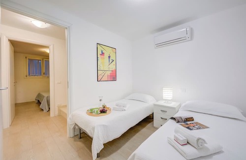 Gaino Wohnung | Casa Bougainville with pool and lake view