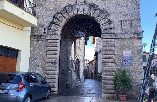 Toffia Wohnung | 3-bedroom apartment in enchanting Lazio 45 minutes north of Rome with WiFi