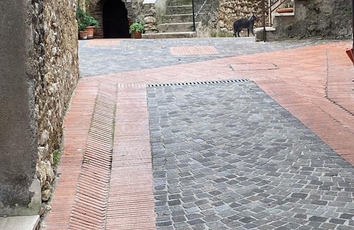 Toffia Wohnung | 3-bedroom apartment in enchanting Lazio 45 minutes north of Rome with WiFi