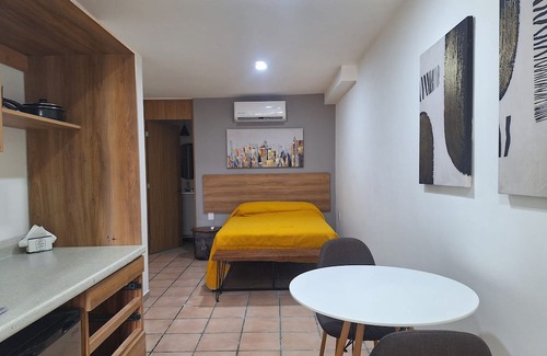 Old Town Wohnung | Executive Suite on the first floor. Historical Center.