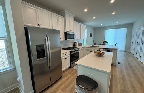 Midlothian Haus | A Diamond in Richmond!