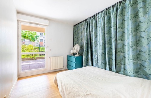Cachan Wohnung | GuestReady - Modern Comfort in Cachan